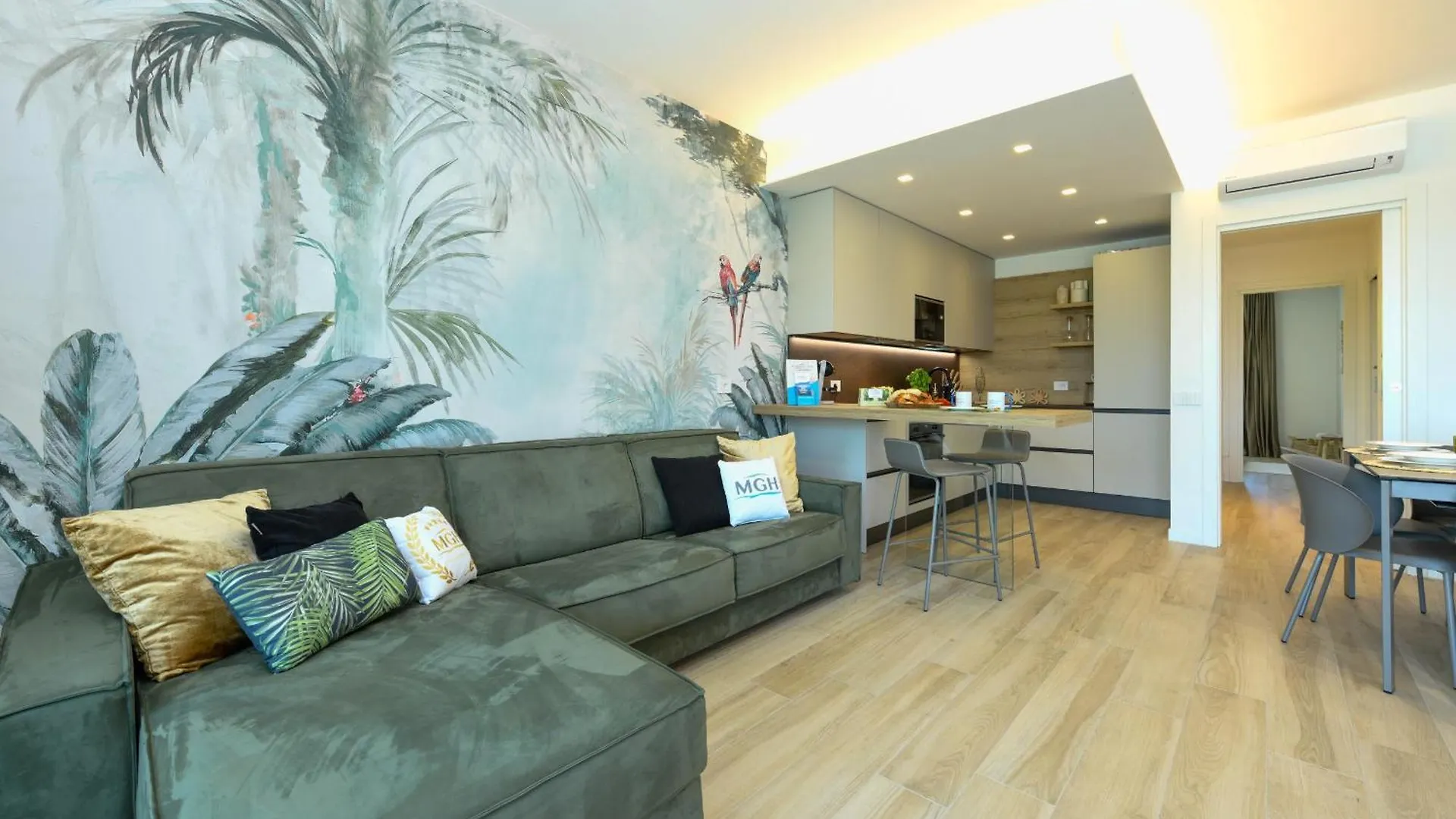 Mgh Luxury - Vivere Il Lago C05 代森扎诺-德尔加达