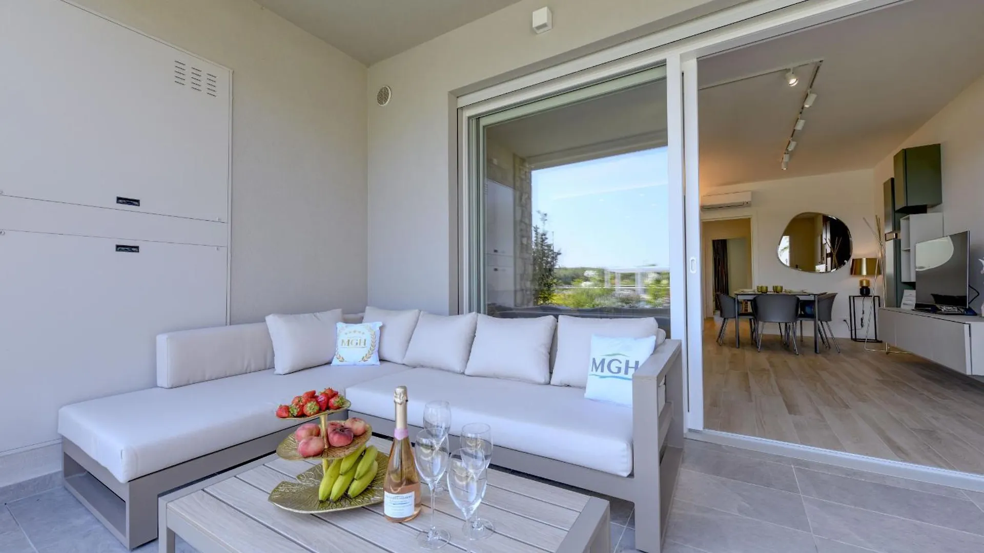 Mgh Luxury - Vivere Il Lago C05 Desenzano del Garda